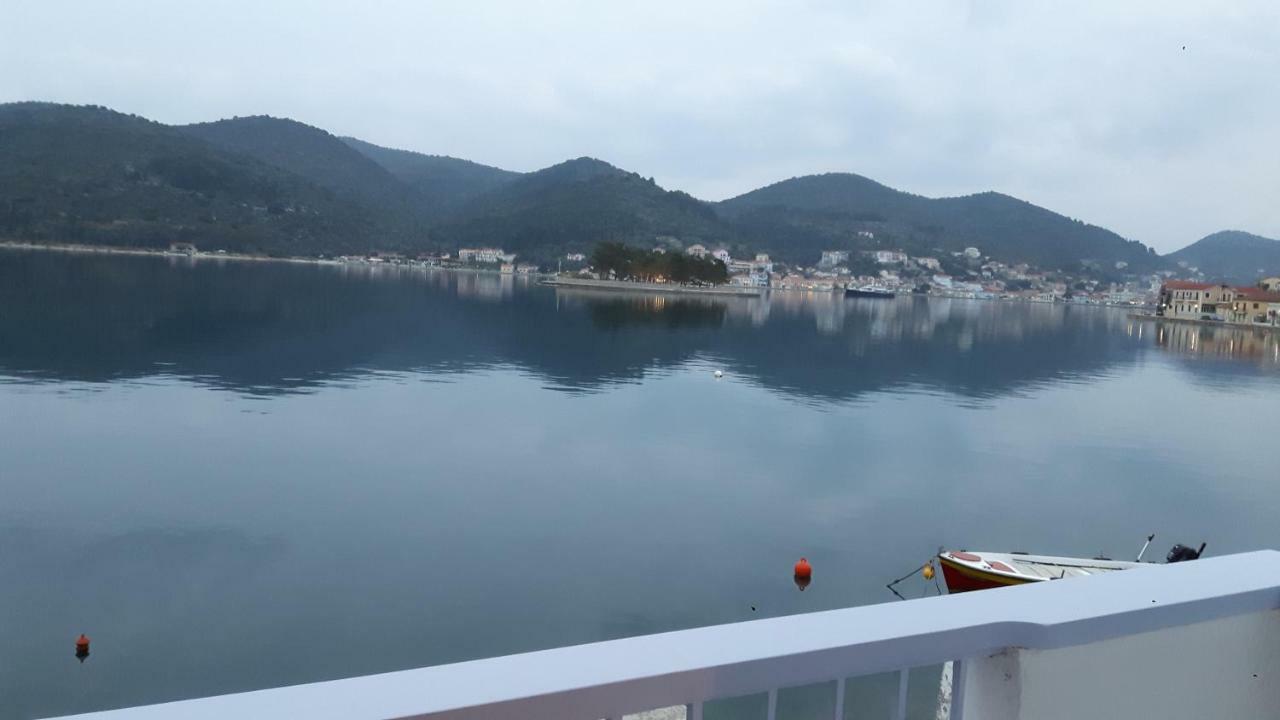 Cavos Seaside House Villa วาธี ภายนอก รูปภาพ